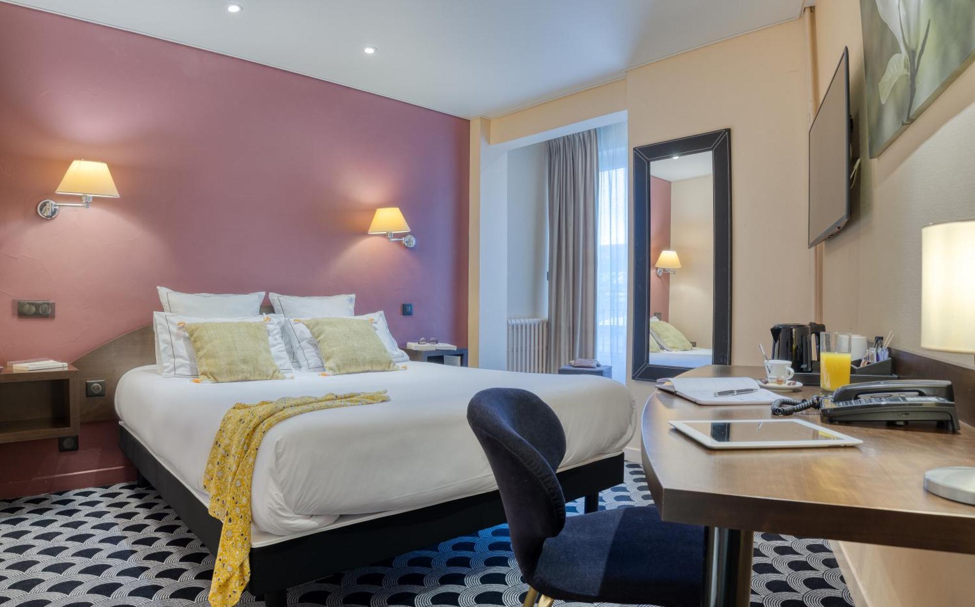Brit Hotel Les Voyageurs Loudéac المظهر الخارجي الصورة