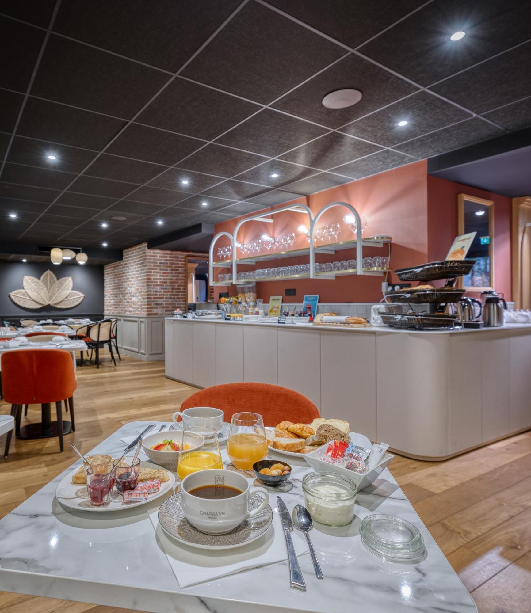 Brit Hotel Les Voyageurs Loudéac المظهر الخارجي الصورة