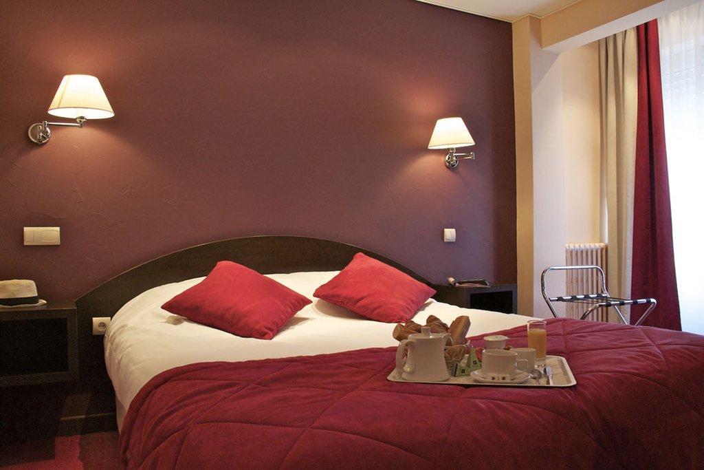 Brit Hotel Les Voyageurs Loudéac المظهر الخارجي الصورة